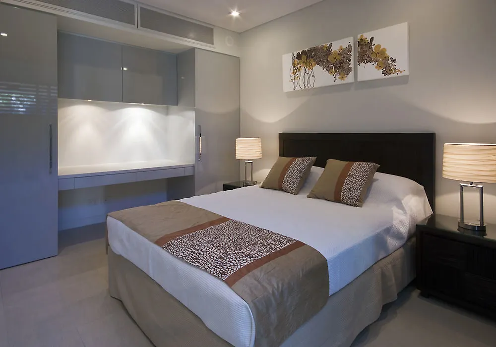 *****  Coconut Grove Aparthotel Port Douglas Australia